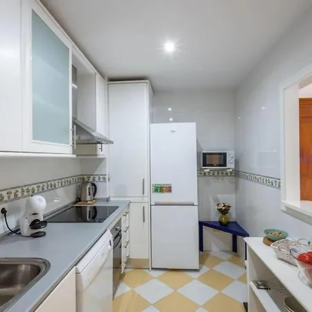Stylish 2br With Big Terrace Near And Golf *